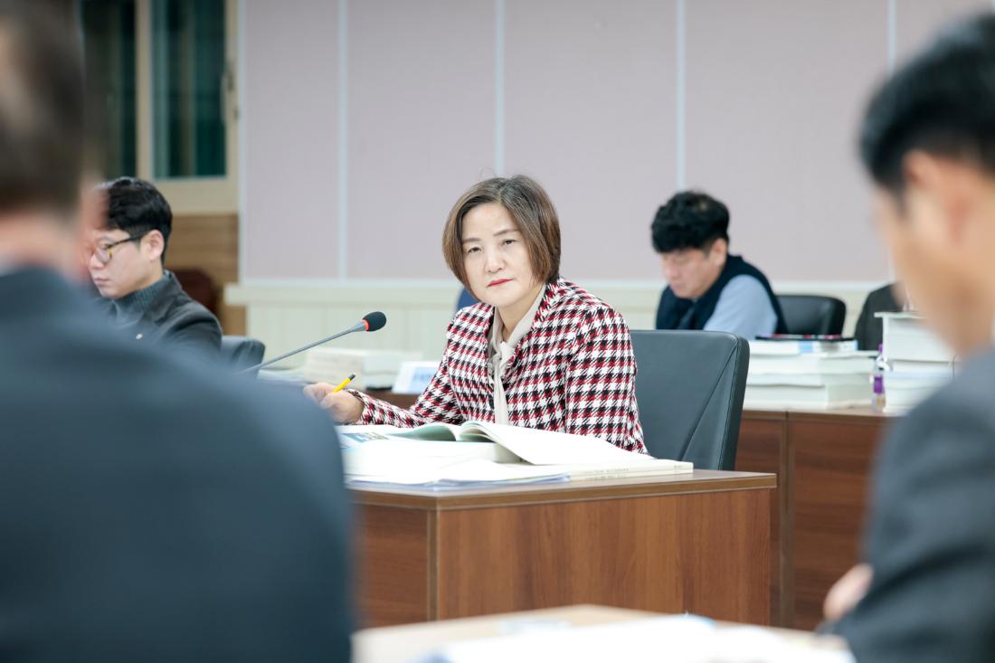 2025.12.1. 제354회 구리시의회 제2차 정례회 예산결산특별위원회 제2차